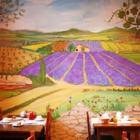 Hotel De Provence 2*
